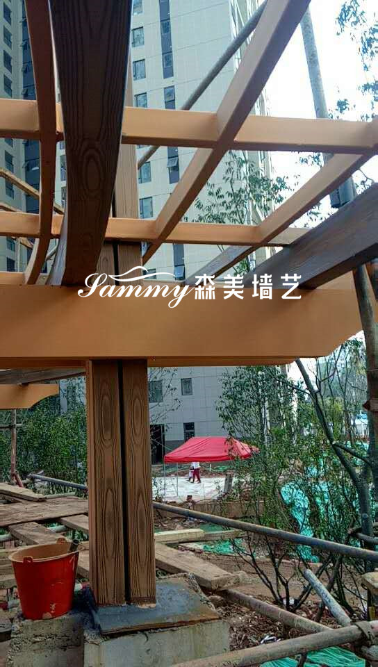 昆明市盤(pán)龍區(qū)北京路司家營(yíng)聯(lián)排別墅鋼構(gòu)廊架項(xiàng)