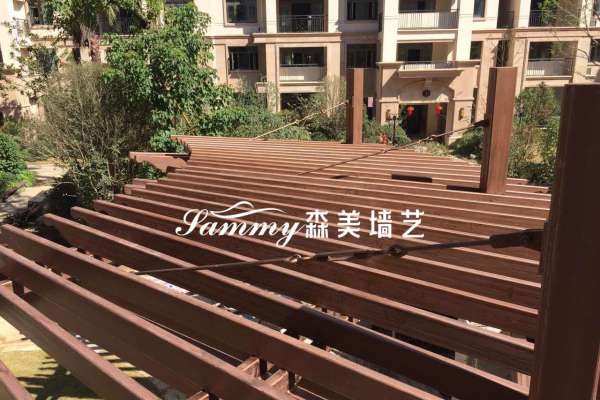 浙江溫州市文成縣求知中學鋼構廊架木紋漆施工