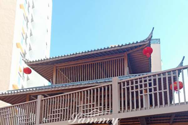 云南大理陽光鋼構(gòu)長(zhǎng)廊仿木紋漆施工案例