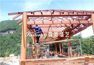 鋼結(jié)構(gòu)廊架仿木紋漆施工效果 河南洛陽(yáng)欒川縣鋼